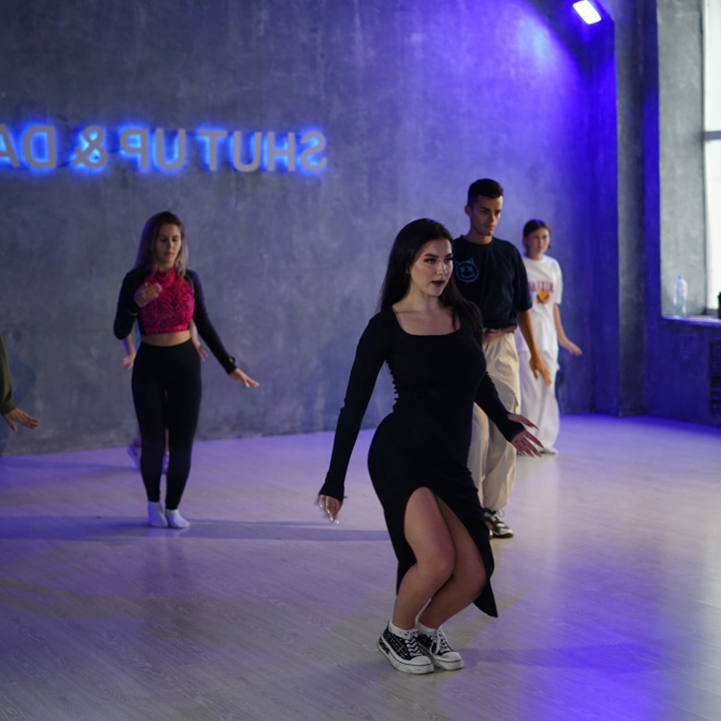 DMOTION KRASNODAR 82